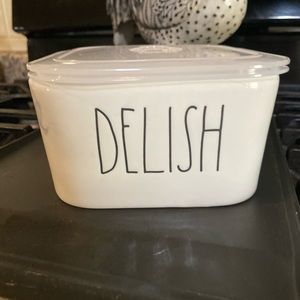 Rae Dunn Ceramic Bowl w/lid